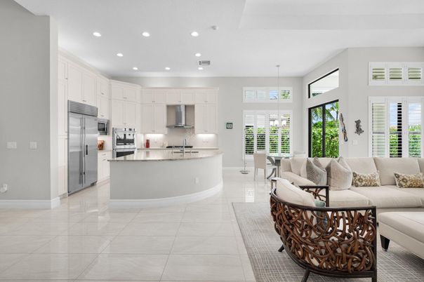 Interior, Kitchen, Living room, Pendant Lights, Recessed Lighting, Stainless Steel Appliances