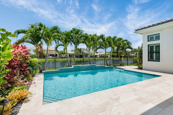 Exterior, Pool, Water