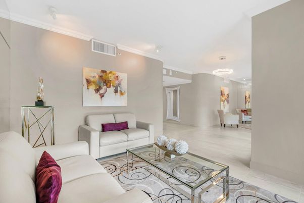 Interior, Living room, Pendant Lights