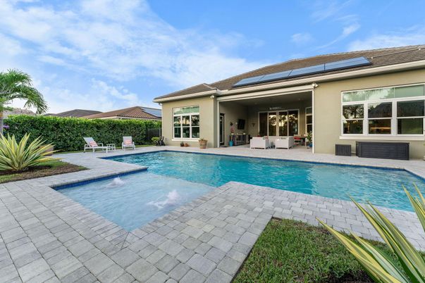 Exterior, Pool, Solar Panels