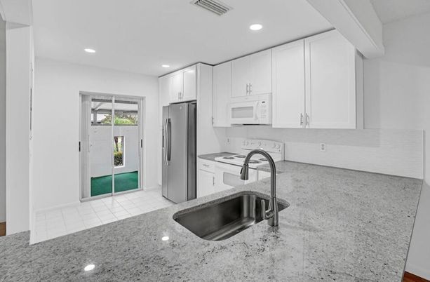 Interior, Kitchen, Recessed Lighting