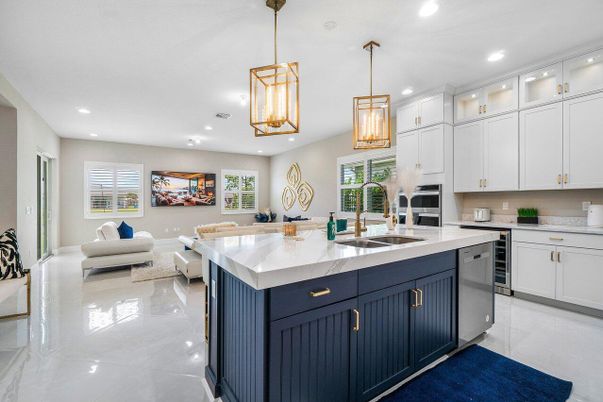 Interior, Kitchen, Living room, Pendant Lights, Recessed Lighting, Stainless Steel Appliances
