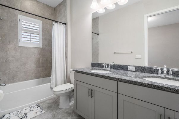 Bathroom, Dual Sink Vanities, Interior
