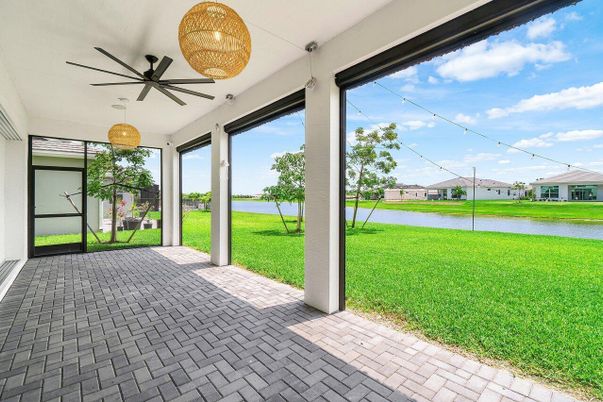 Interior, Sun Room, Water
