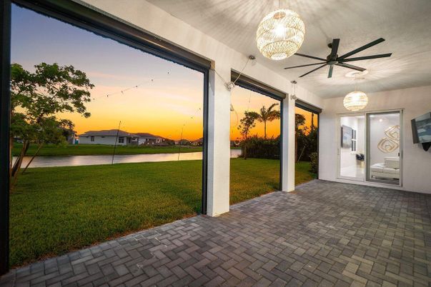 Backyard, Exterior, Water