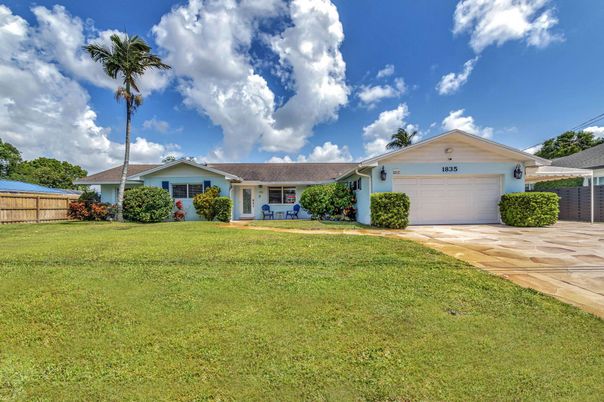 Attached, Backyard, Exterior, Facade, Ranch