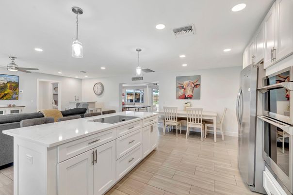 Dining room, Interior, Kitchen, Pendant Lights, Recessed Lighting, Wood Texture Flooring