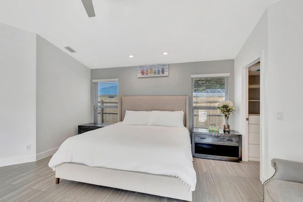 Bedroom, Interior, Recessed Lighting, Wood Texture Flooring
