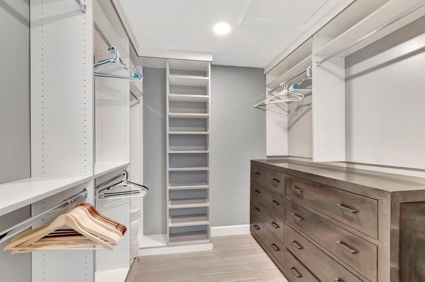 Interior, Recessed Lighting, Walk-in Closets
