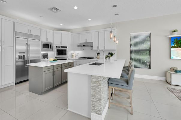 Interior, Kitchen, Pendant Lights, Recessed Lighting, Stainless Steel Appliances