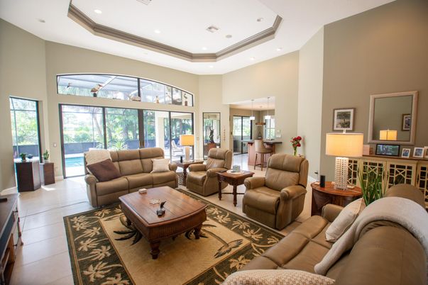 Interior, Living room, Pendant Lights, Recessed Lighting