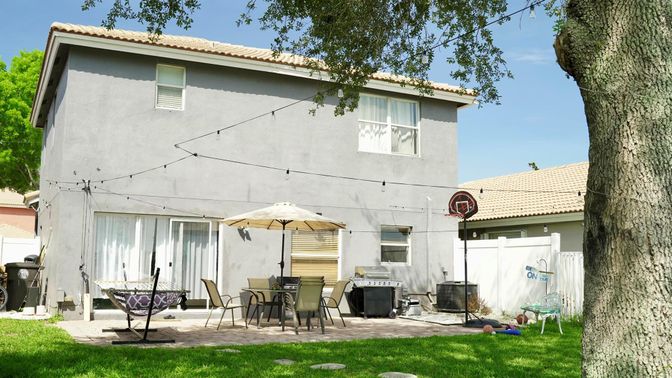 Backyard, Exterior