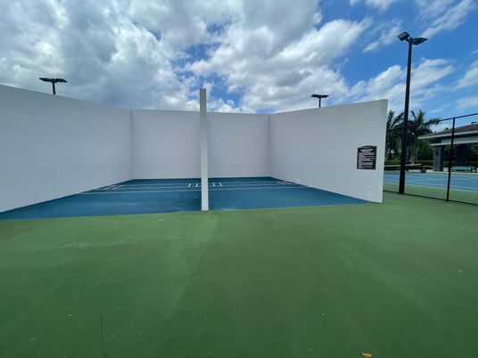 Exterior, Tennis Courts