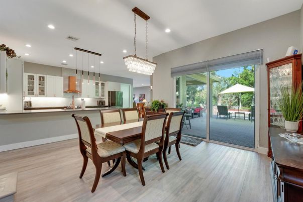 Chandelier, Dining room, Interior, Kitchen, Pendant Lights, Recessed Lighting, Wood Texture Flooring