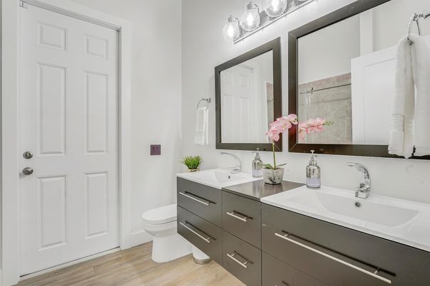 Bathroom, Dual Sink Vanities, Interior, Wood Texture Flooring