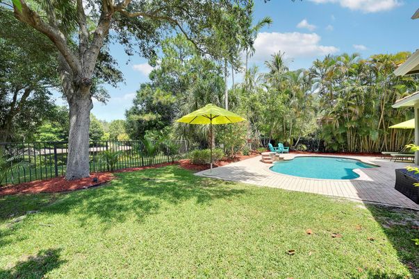 Backyard, Exterior, Pool