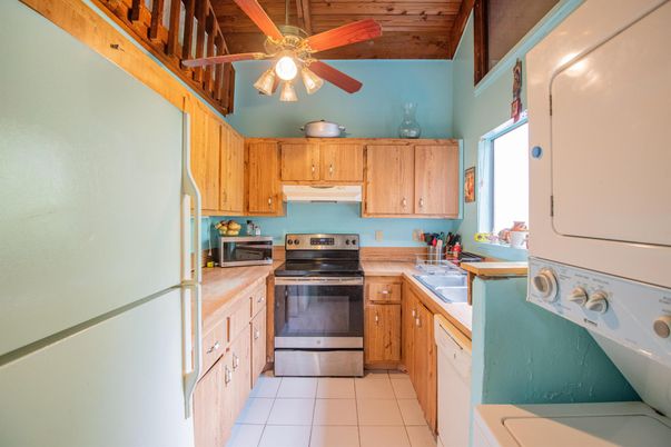 Interior, Kitchen, Washer, Wooden Ceilings