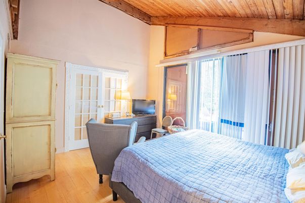 Bedroom, Interior, Wooden Beams, Wooden Ceilings, Wood Texture Flooring