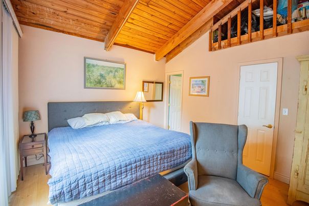 Bedroom, Interior, Wooden Beams, Wooden Ceilings, Wood Texture Flooring
