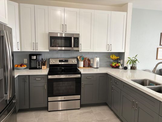 Interior, Kitchen, Stainless Steel Appliances
