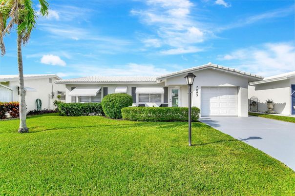 Attached, Backyard, Exterior, Facade, Ranch