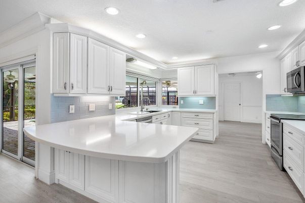 Interior, Kitchen, Recessed Lighting, Wood Texture Flooring
