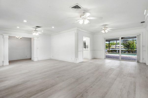 Empty room, Interior, Recessed Lighting, Wood Texture Flooring
