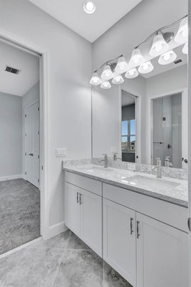 Bathroom, Dual Sink Vanities, Interior, Recessed Lighting
