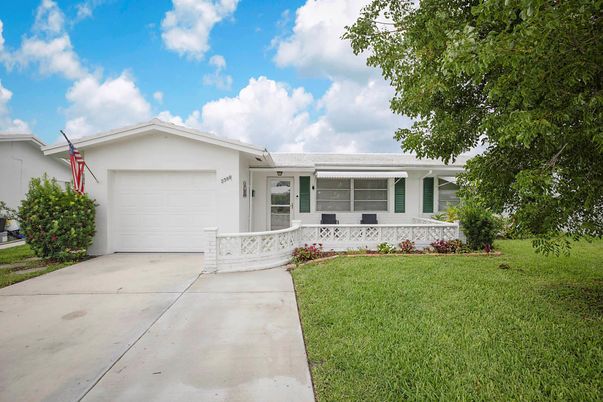 Attached, Backyard, Exterior, Facade, Ranch