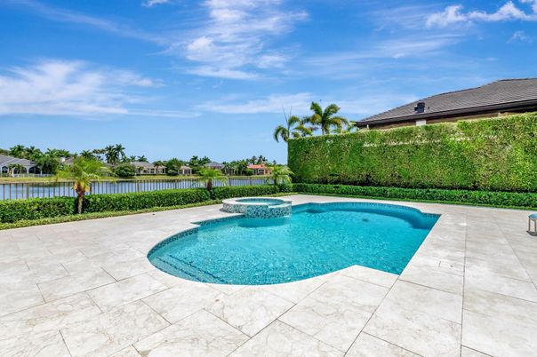 Exterior, Pool, Water