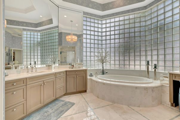 Bathroom, Dual Sink Vanities, Interior, Pendant Lights, Recessed Lighting