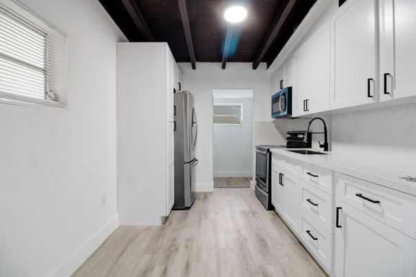 Interior, Kitchen, Recessed Lighting, Wooden Beams, Wooden Ceilings, Wood Texture Flooring