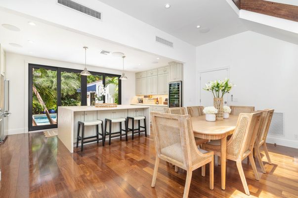 Dining room, Interior, Kitchen, Pendant Lights, Recessed Lighting, Wood Texture Flooring