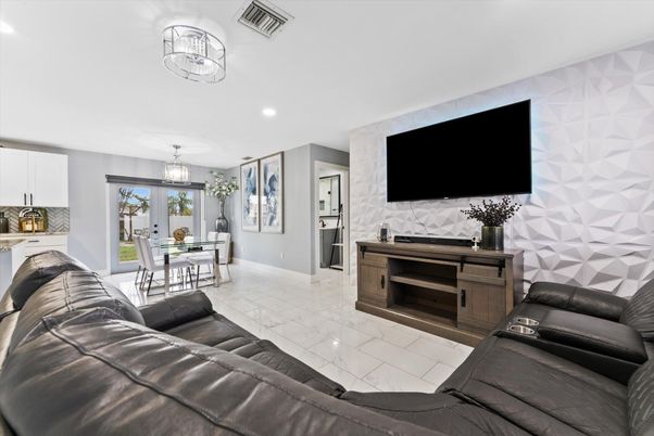 Dining room, Interior, Living room, Pendant Lights, Recessed Lighting