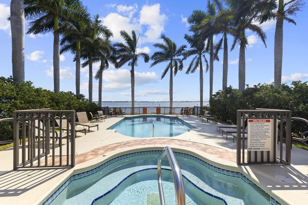 Exterior, Pool, Water