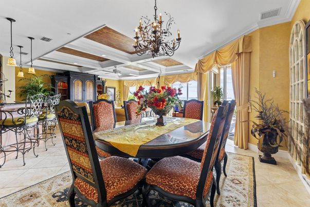 Chandelier, Dining room, Interior, Pendant Lights