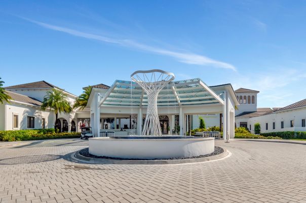 Exterior, Facade, Spanish Mediterranean