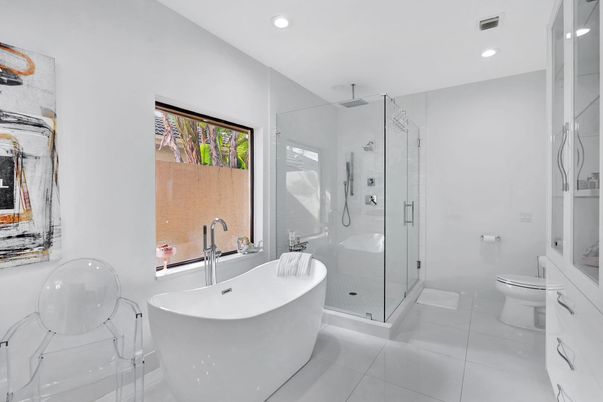 Bathroom, Free Standing Baths, Glass Shower, Interior, Recessed Lighting