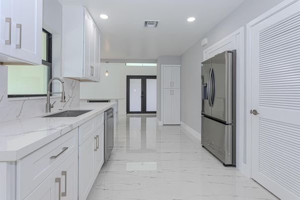 Interior, Kitchen, Marble, Pendant Lights, Recessed Lighting