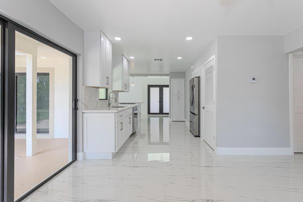 Interior, Kitchen, Marble, Recessed Lighting