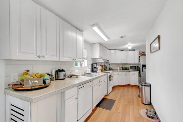 Interior, Kitchen, Wood Texture Flooring