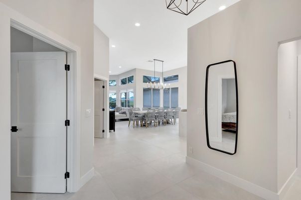 Chandelier, Dining room, Interior, Recessed Lighting, Water