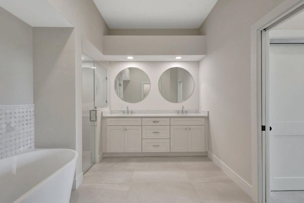 Bathroom, Dual Sink Vanities, Interior, Recessed Lighting