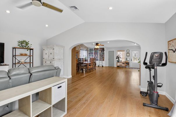 Dining room, Fitness Equipment, Interior, Recessed Lighting, Wood Texture Flooring