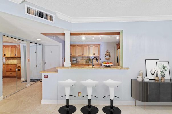 Interior, Kitchen, Recessed Lighting