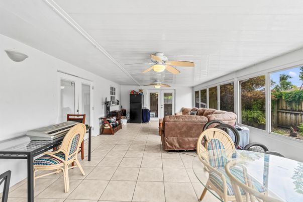 Dining room, Interior, Living room, Sun Room