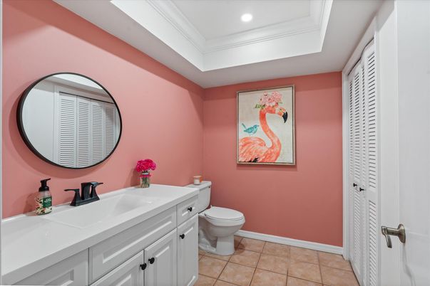 Bathroom, Interior, Recessed Lighting