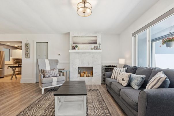Fireplace, Interior, Kitchen, Living room, Recessed Lighting, Wood Texture Flooring