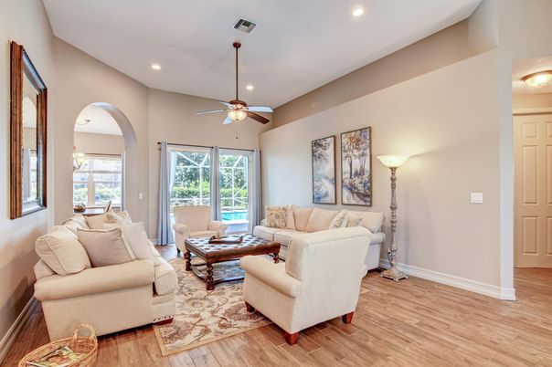 Interior, Living room, Recessed Lighting, Wood Texture Flooring