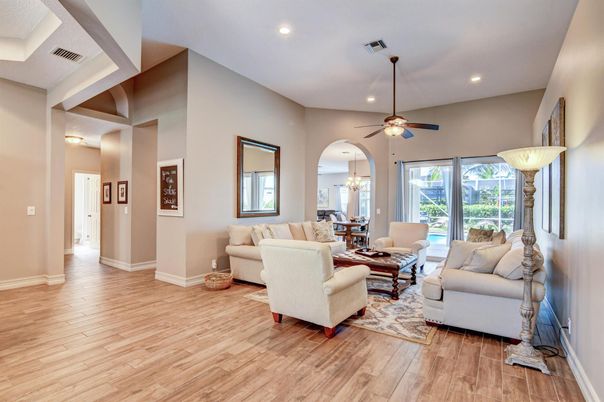 Chandelier, Dining room, Interior, Living room, Recessed Lighting, Wood Texture Flooring